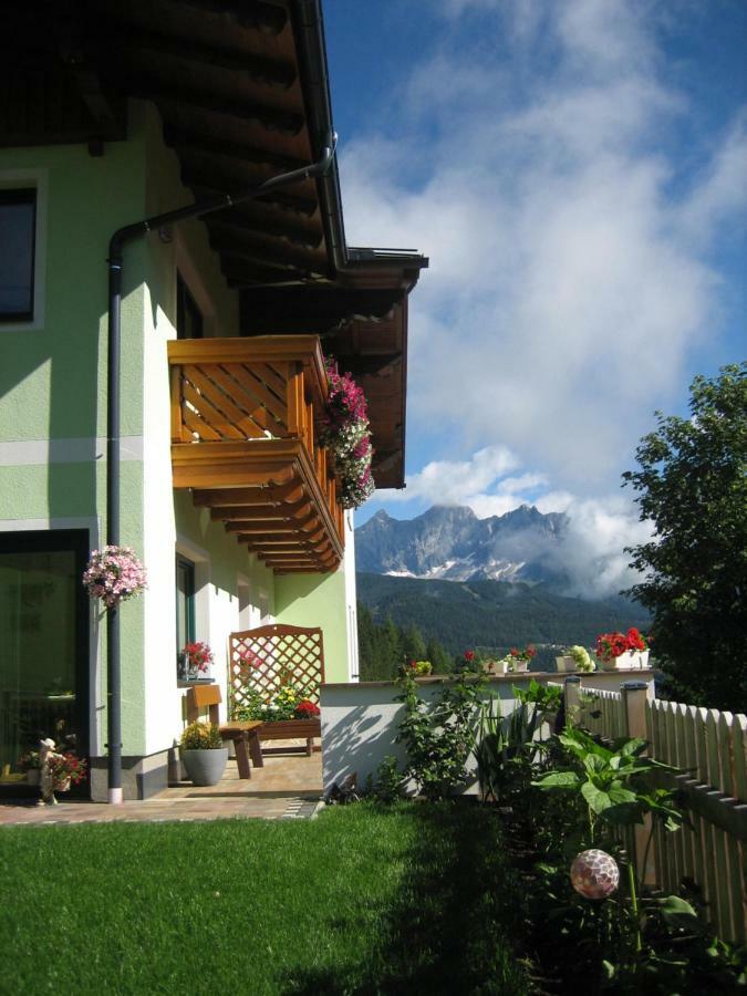 Апартаменты Haus Schuetter Шладминг Экстерьер фото